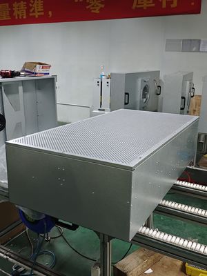 ≥99.99% フィルター効率 ガラス繊維フィルター材料と電熱鋼フレーム材料のラミナールフローフード