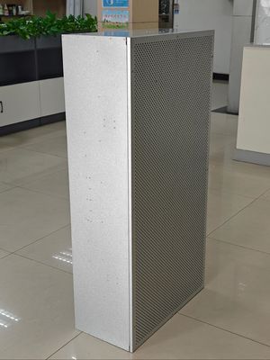 プロフェッショナル・ラミナールフローフード 浄化ランク100ランク ISO14644-1 標準およびフィルター効率 ≥99.99%